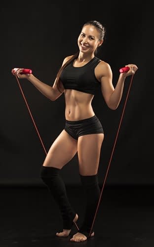 Fit Woman uses Jumping Rope | Cosmetic Rejuvenation Center | Body Sculpting | Pepper Pike, OH